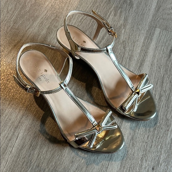 kate spade Shoes - Kate Spade Metallic Gold Sandals